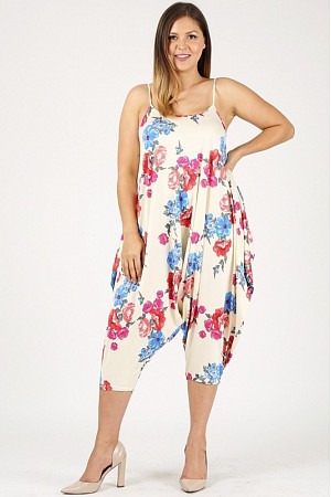 Plus Size Sleeveless Floral Ha ...