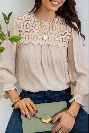 LACE CONTRAST WOVEN TOP