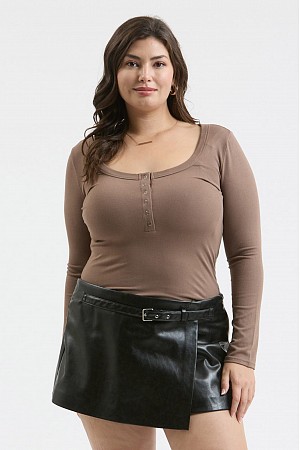 PLUS SCOOP NECK LONG SLEEVE HE ...