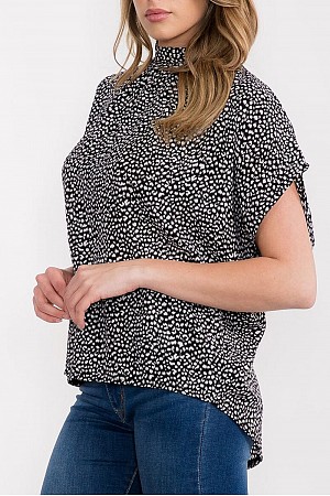 SHORT SLEEVE MOCK NECK ANIMAL  ...