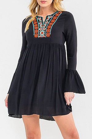 V-NECK EMBROIDERY DETAILED LOO ... V-NECK EMBROIDERY DETAILED LOO ...