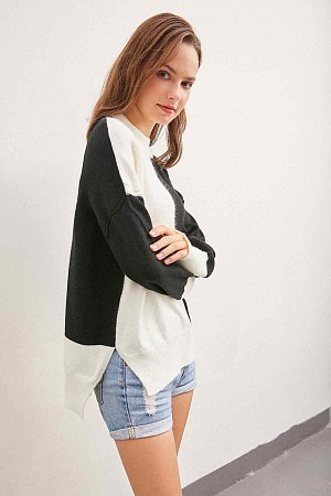 Round Neck Color Block Sweater