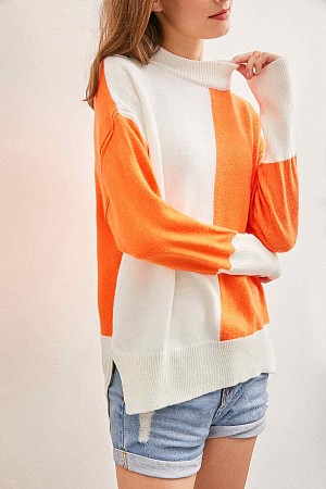 Round Neck Color Block Sweater