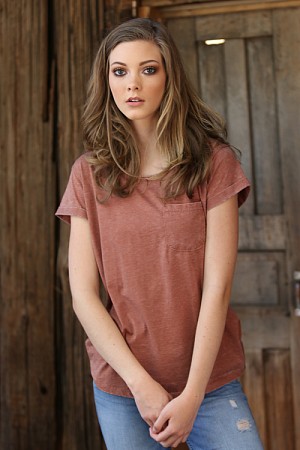 SOFT WASHED POCKET TEE