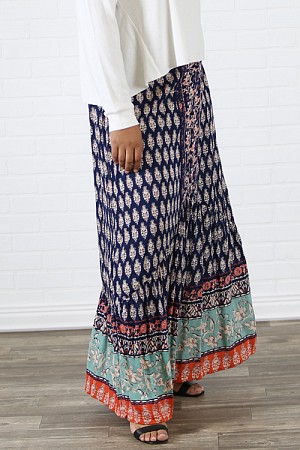 PLUS SIZE MAXI SKIRT